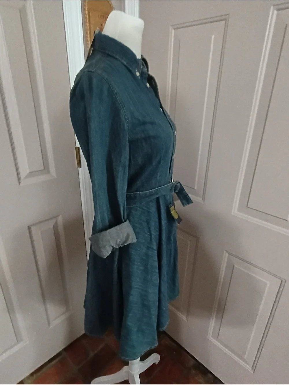Polo Ralph Lauren girls' belted denim shirtdress with a fit-n-flare style. Sz 14